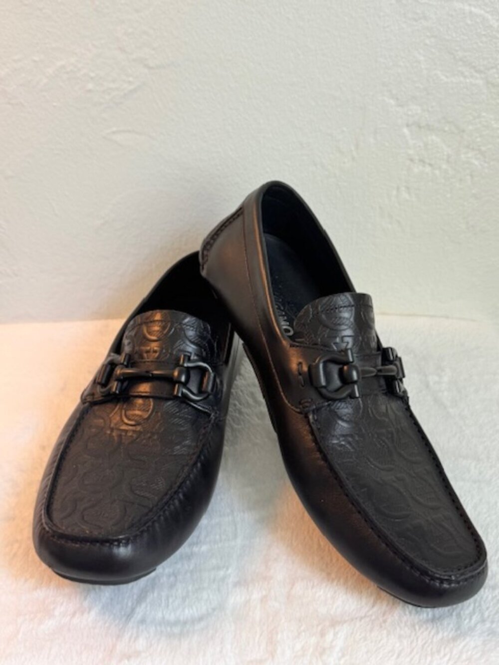 Ferragamo Newton Men’s Black Gancini Driving Loafers Size 8E